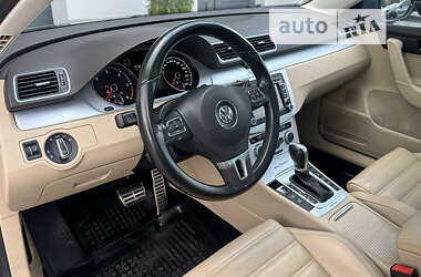 Универсал Volkswagen Passat Alltrack 2014 в Дрогобыче