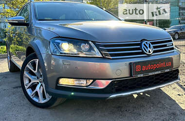 Універсал Volkswagen Passat Alltrack 2014 в Сумах