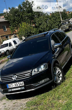 Универсал Volkswagen Passat Alltrack 2012 в 