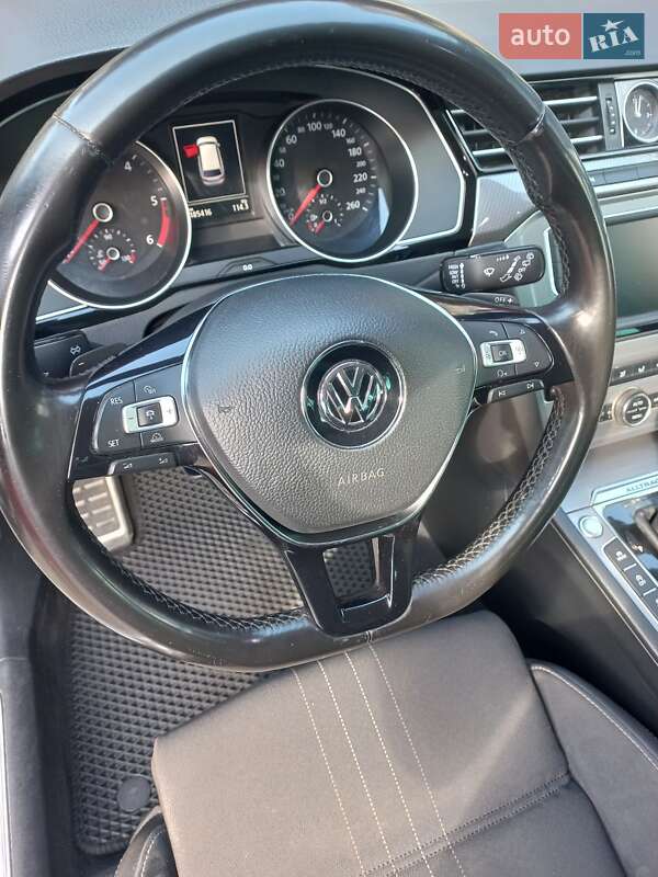 Универсал Volkswagen Passat Alltrack 2015 в Луцке