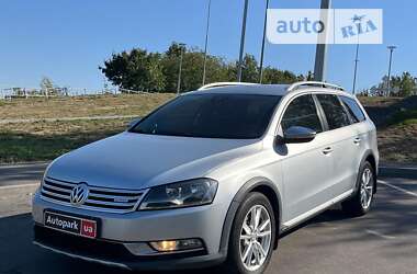 Універсал Volkswagen Passat Alltrack 2012 в Вінниці