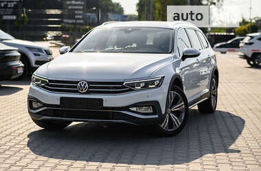 Універсал Volkswagen Passat Alltrack 2019 в Львові