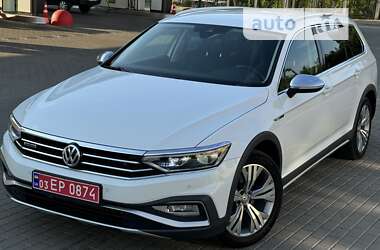 Универсал Volkswagen Passat Alltrack 2020 в Житомире