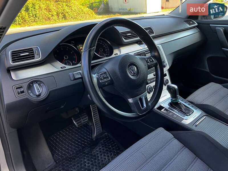 Универсал Volkswagen Passat Alltrack 2012 в Ужгороде