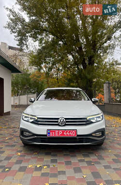 Універсал Volkswagen Passat Alltrack 2020 в Черкасах