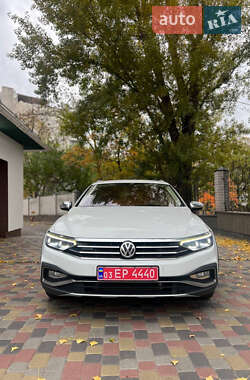 Универсал Volkswagen Passat Alltrack 2020 в Черкассах