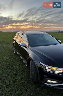 Універсал Volkswagen Passat Alltrack 2019 в 