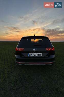 Універсал Volkswagen Passat Alltrack 2019 в 