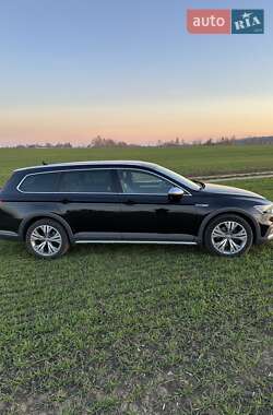 Універсал Volkswagen Passat Alltrack 2019 в 