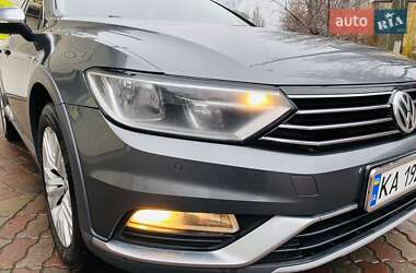 Универсал Volkswagen Passat Alltrack 2017 в Киеве