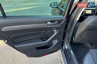 Универсал Volkswagen Passat Alltrack 2020 в 