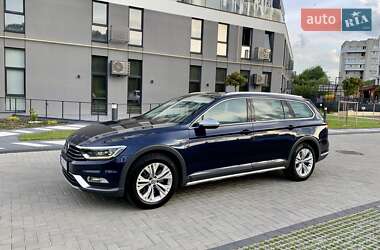 Универсал Volkswagen Passat Alltrack 2017 в Львове