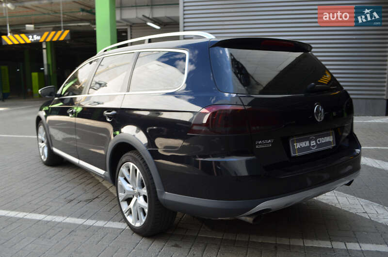 Универсал Volkswagen Passat Alltrack 2012 в Киеве