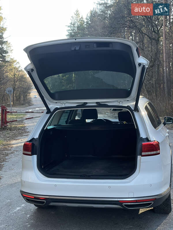 Універсал Volkswagen Passat Alltrack 2019 в Житомирі фото 18 Універсал Volkswagen Passat Alltrack 2019 в Житомирі