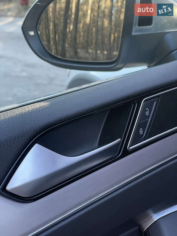 Універсал Volkswagen Passat Alltrack 2019 в Житомирі фото 32 Універсал Volkswagen Passat Alltrack 2019 в Житомирі