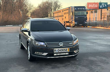 Універсал Volkswagen Passat Alltrack 2014 в Козятині