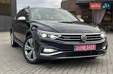 Универсал Volkswagen Passat Alltrack 2020 в Ровно