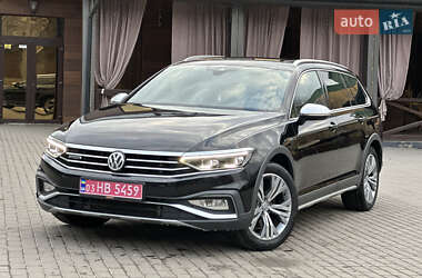 Универсал Volkswagen Passat Alltrack 2020 в Ровно