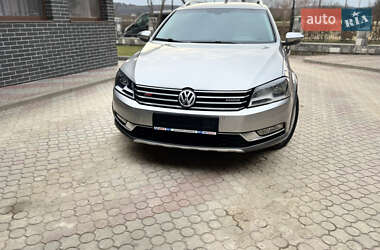 Універсал Volkswagen Passat Alltrack 2013 в Коломиї