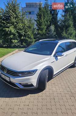 Універсал Volkswagen Passat Alltrack 2017 в Львові