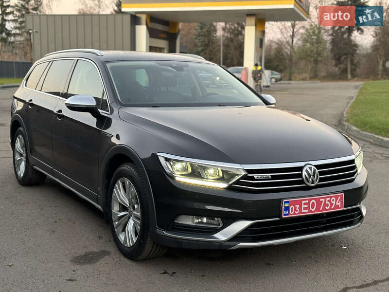 Универсал Volkswagen Passat Alltrack 2017 в 