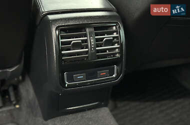 Универсал Volkswagen Passat Alltrack 2017 в 
