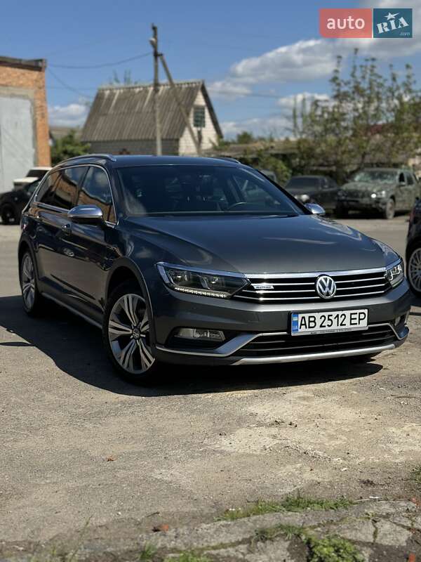 Универсал Volkswagen Passat Alltrack 2016 в Ладыжине