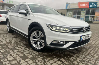 Універсал Volkswagen Passat Alltrack 2015 в Самборі