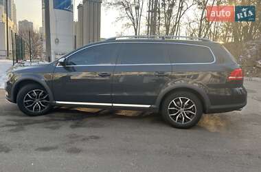 Универсал Volkswagen Passat Alltrack 2014 в Киеве