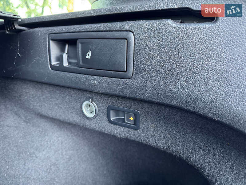 Универсал Volkswagen Passat Alltrack 2018 в Львове фото 12 Универсал Volkswagen Passat Alltrack 2018 в Львове