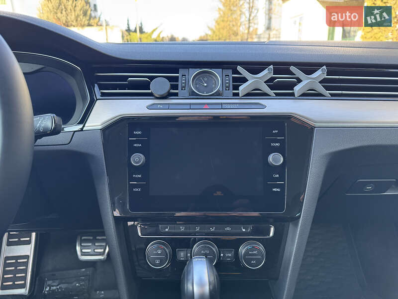 Универсал Volkswagen Passat Alltrack 2018 в Львове фото 20 Универсал Volkswagen Passat Alltrack 2018 в Львове