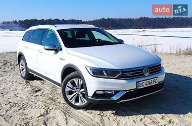 Універсал Volkswagen Passat Alltrack 2016 в Львові