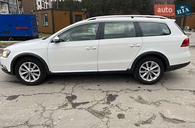 Універсал Volkswagen Passat Alltrack 2013 в Радивиліві