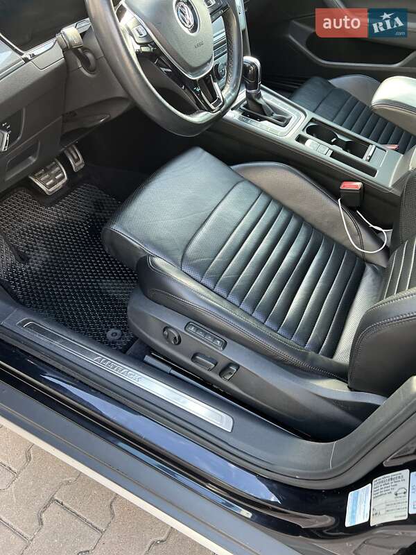 Універсал Volkswagen Passat Alltrack 2016 в Києві