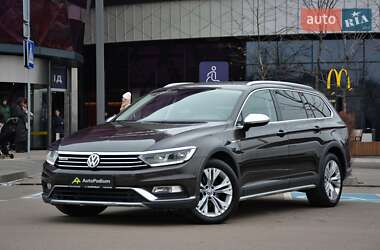 Універсал Volkswagen Passat Alltrack 2017 в Києві