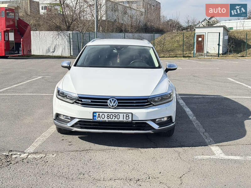 Універсал Volkswagen Passat Alltrack 2017 в Ужгороді