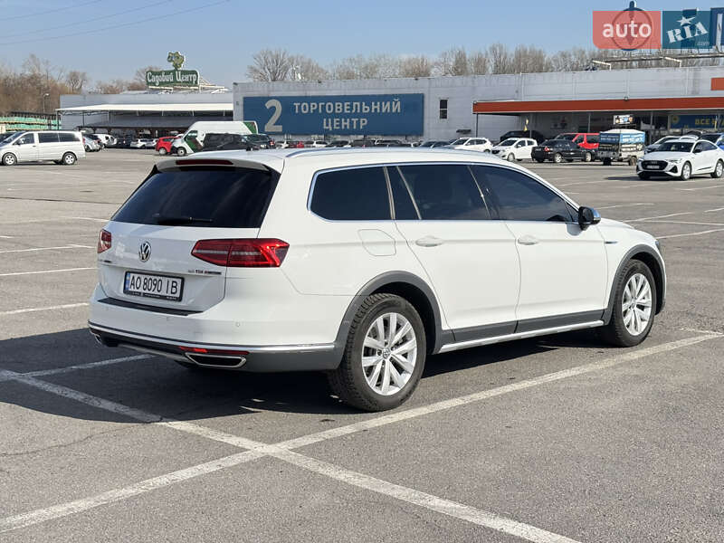 Універсал Volkswagen Passat Alltrack 2017 в Ужгороді