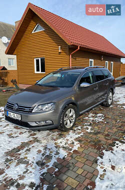 Универсал Volkswagen Passat Alltrack 2012 в Луцке