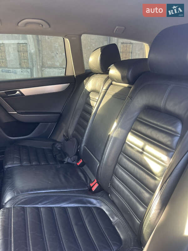 Універсал Volkswagen Passat Alltrack 2013 в Івано-Франківську