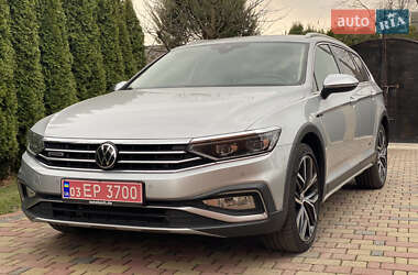Универсал Volkswagen Passat Alltrack 2020 в 