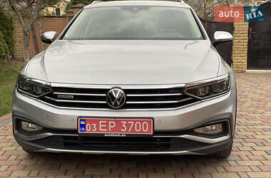 Универсал Volkswagen Passat Alltrack 2020 в 