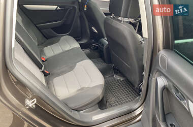 Універсал Volkswagen Passat Alltrack 2012 в 