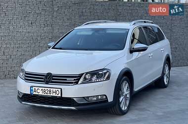 Універсал Volkswagen Passat Alltrack 2014 в 