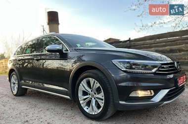 Універсал Volkswagen Passat Alltrack 2018 в 