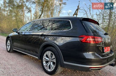 Універсал Volkswagen Passat Alltrack 2018 в 