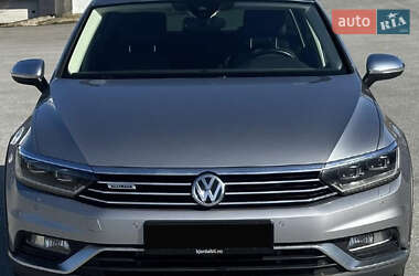 Универсал Volkswagen Passat Alltrack 2018 в 