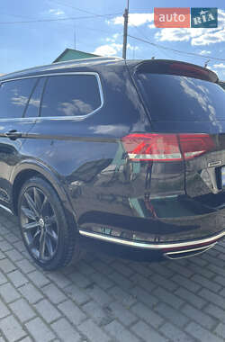 Универсал Volkswagen Passat Alltrack 2016 в 