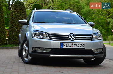 Універсал Volkswagen Passat Alltrack 2014 в 