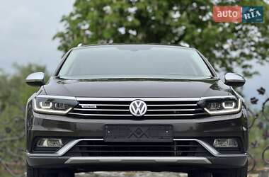 Універсал Volkswagen Passat Alltrack 2018 в 