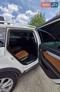 Універсал Volkswagen Passat Alltrack 2014 в 